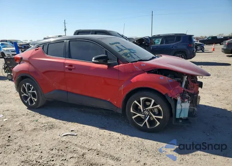 2020 Toyota C-Hr Xle from USA, damaged, VIN JTNKHMBX2L1083444